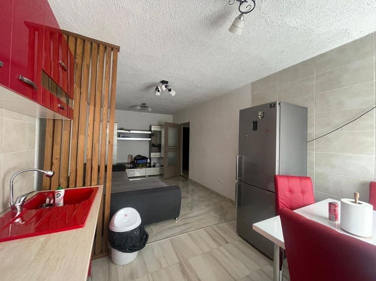 Apartament cu 3 camere decomandat în Ultracentral