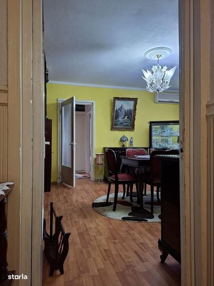 Apartament cu 2 camere semidecomandat în Prundu