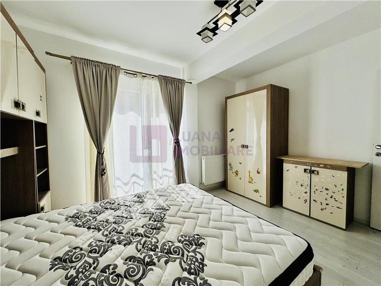 Apartament cu 3 camere semidecomandat, mobilat în Șelimbăr