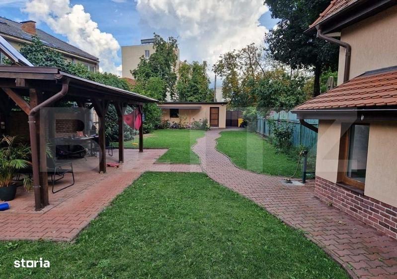 Casă cu 4 camere în Ultracentral