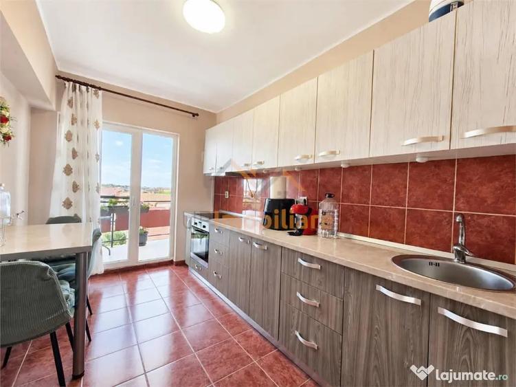 Apartament cu 3 camere decomandat în Sânmartin