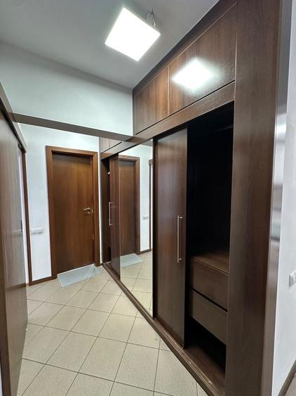 Apartament cu 3 camere decomandat în Tineretului