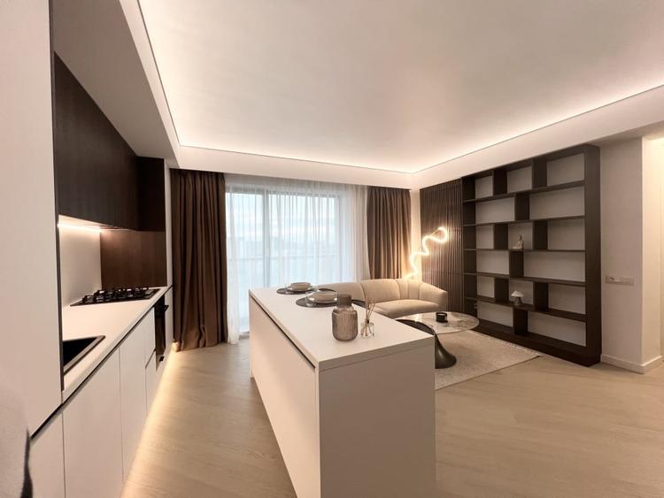 Apartament cu 3 camere decomandat, mobilat în Pipera