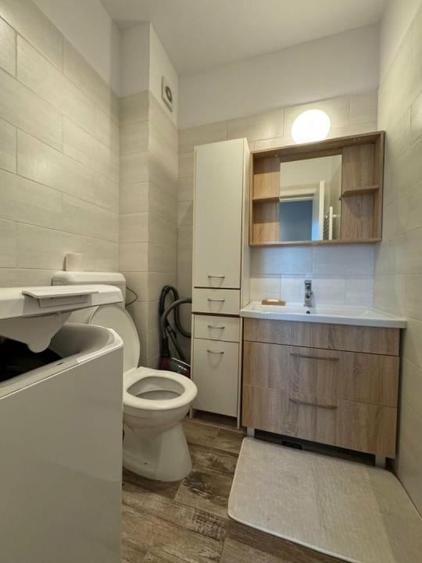 Calarasi-Decebal-7 minute metrou P-ta Muncii,apartament 2 camere,2 bai - 3