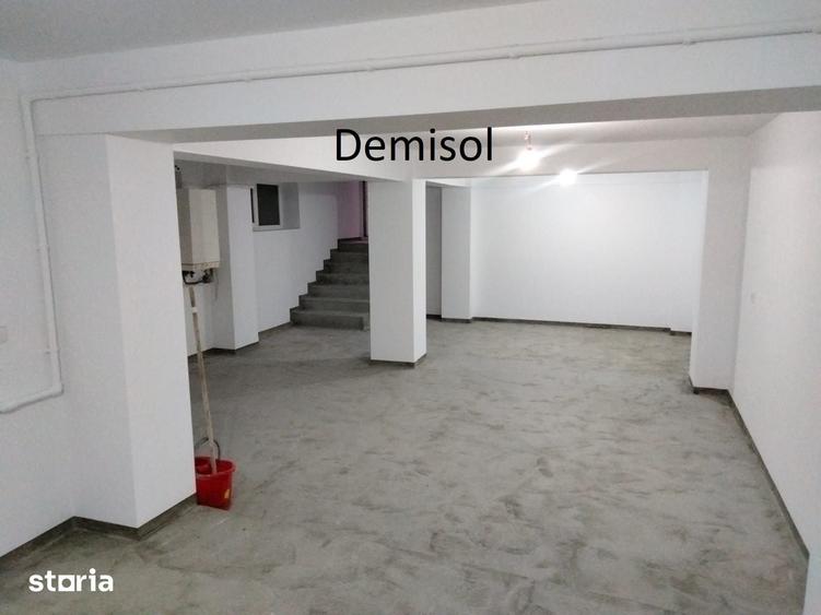 Spatiu comercial, Intrare Obcini - 1
