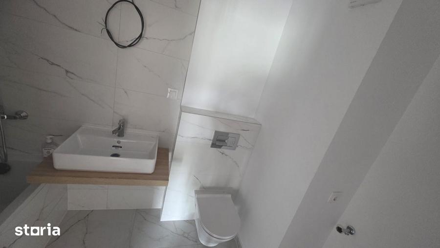 Apartament cu 2 camere în Tei