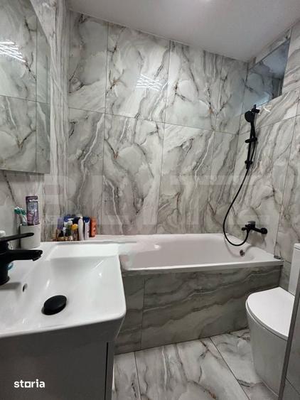 Casă cu 6 camere cu Teren 800 Mp în Ultracentral