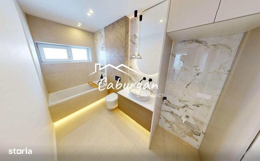 Apartament cu 3 camere decomandat în Cristian