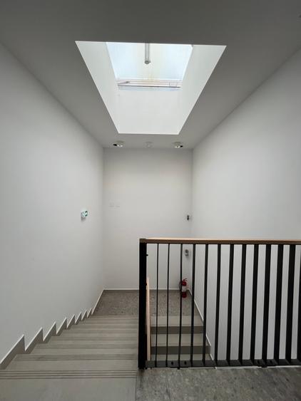 Apartament cu 2 camere decomandat în P-ta Presei Libere