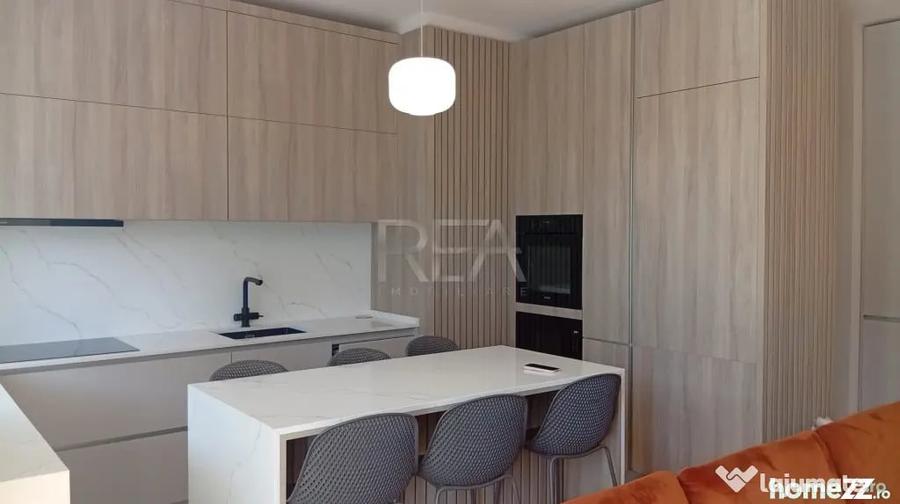 Apartament cu 3 camere decomandat în Domenii