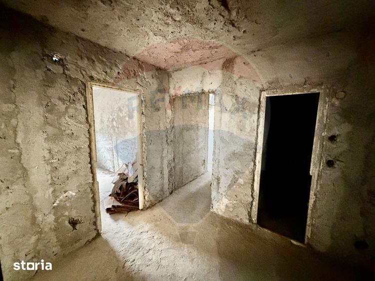 Apartament cu 4 camere în Brăilei