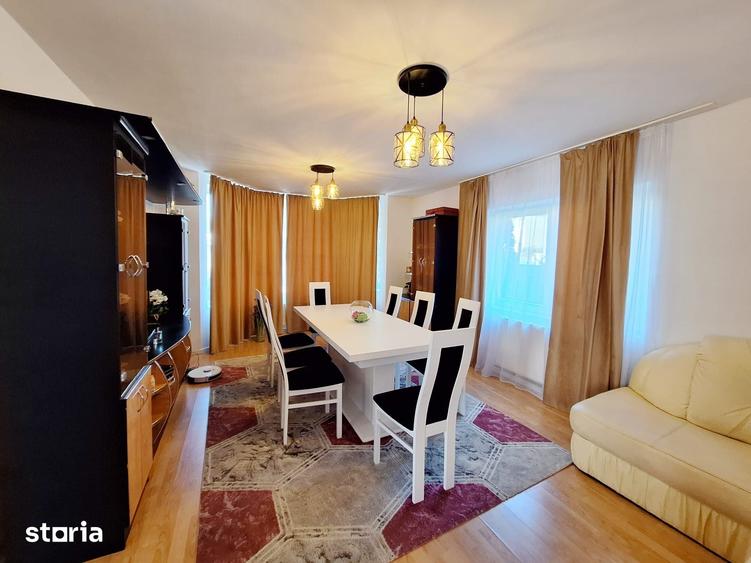 Casă cu 4 camere cu Teren 350 Mp în CFR