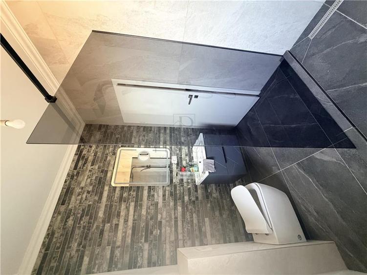 Duplex cu 4 camere cu Canalizare în Moșnița Nouă