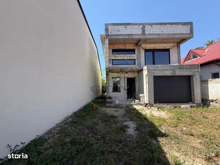 Casă cu 4 camere în Ungureni