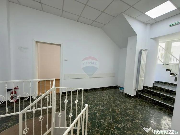 Spațiu comercial, de 200 mp, în Ultracentral