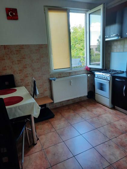 Apartament cu 2 camere decomandat în Brâncoveanu