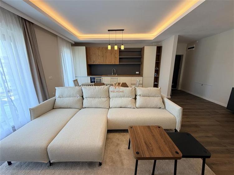 Apartament cu 3 camere decomandat în Exterior Sud