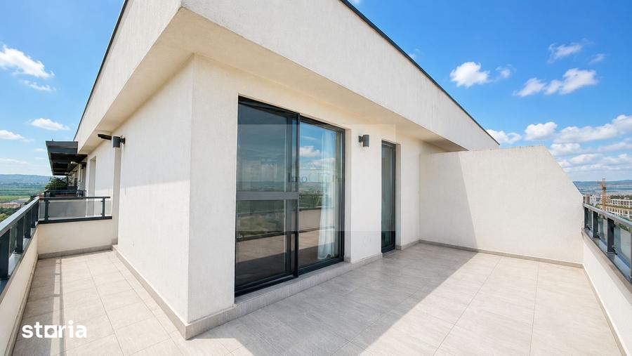 Apartament cu 2 camere semidecomandat, mobilat în Sopor