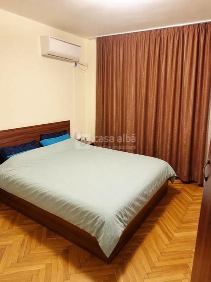 Apartament cu 3 camere decomandat, mobilat în Gară