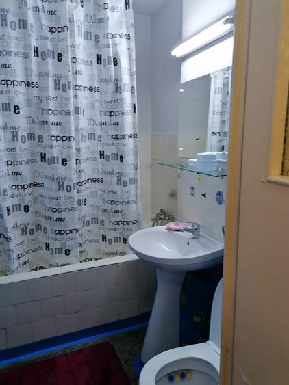Apartament cu 2 camere semidecomandat în Crângași