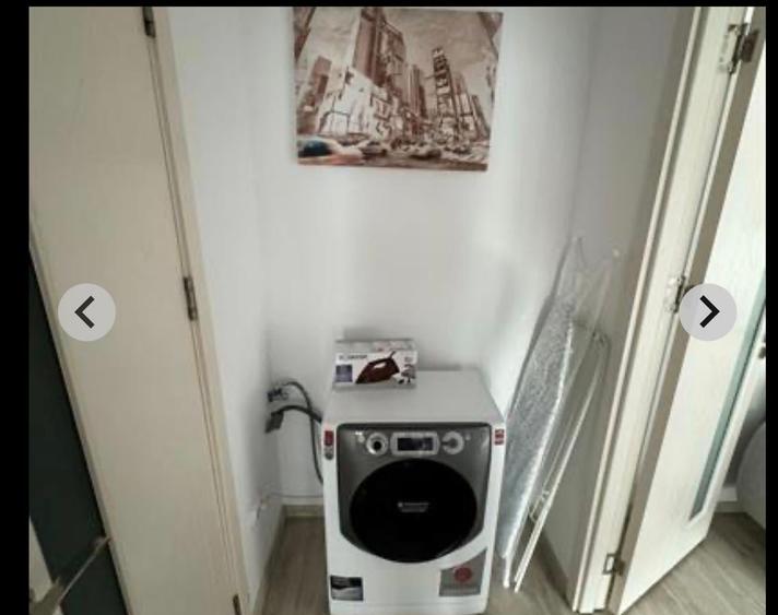 Apartament cu 2 camere semidecomandat, mobilat în P-ța Romană
