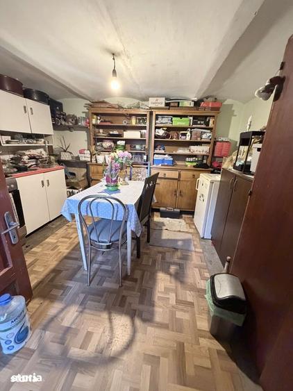 Casă cu 4 camere decomandat cu Teren 550 Mp în Cornișa