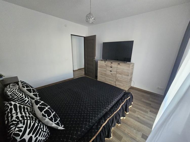 Apartament cu 2 camere semidecomandat în Exterior Vest