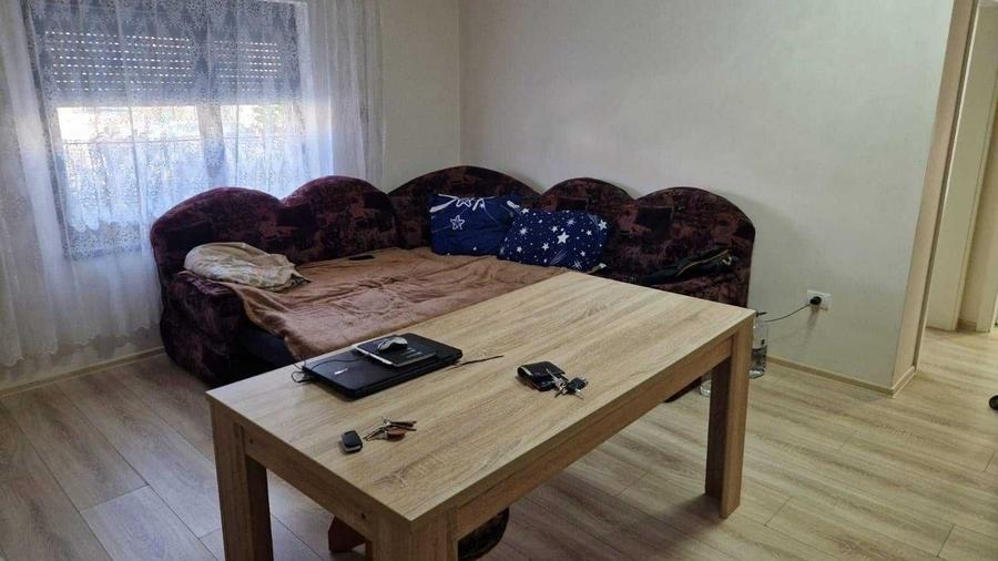 Apartament cu 2 camere semidecomandat în Dumbrăvița