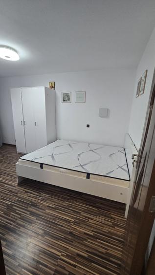 Garsonieră decomandată în Narcisa