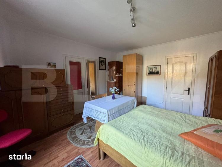 Casă cu 6 camere cu Teren 1200 Mp în Șoimuș