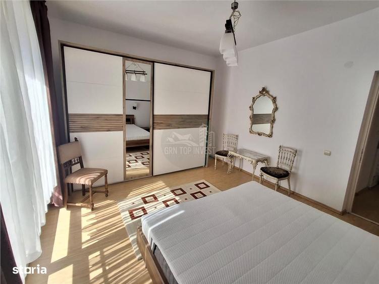 Apartament cu 4 camere decomandat în Central