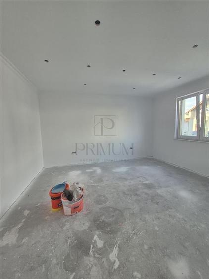 Duplex cu 4 camere cu Canalizare în Ghiroda