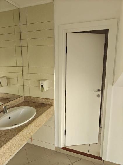 Spațiu comercial, de 90 mp, în Central