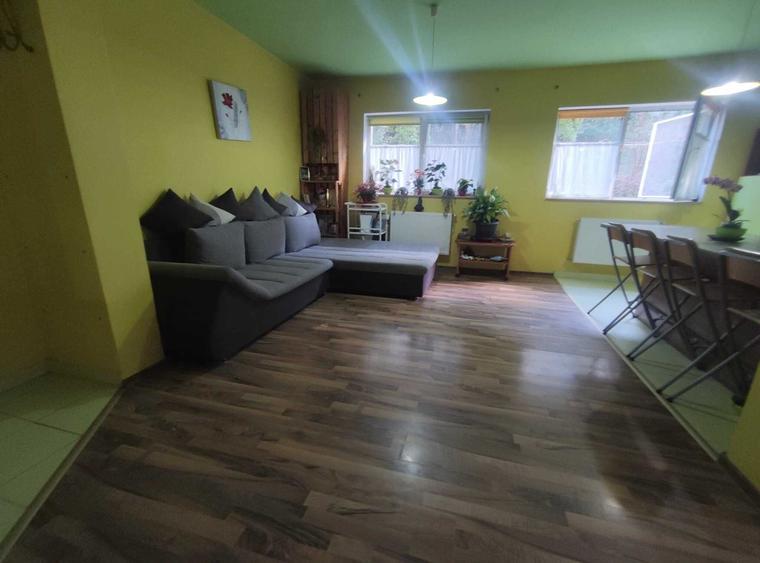 Apartament cu 2 camere decomandat în Florești