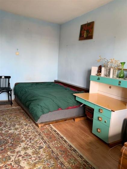 Apartament cu 3 camere decomandat în Zorilor