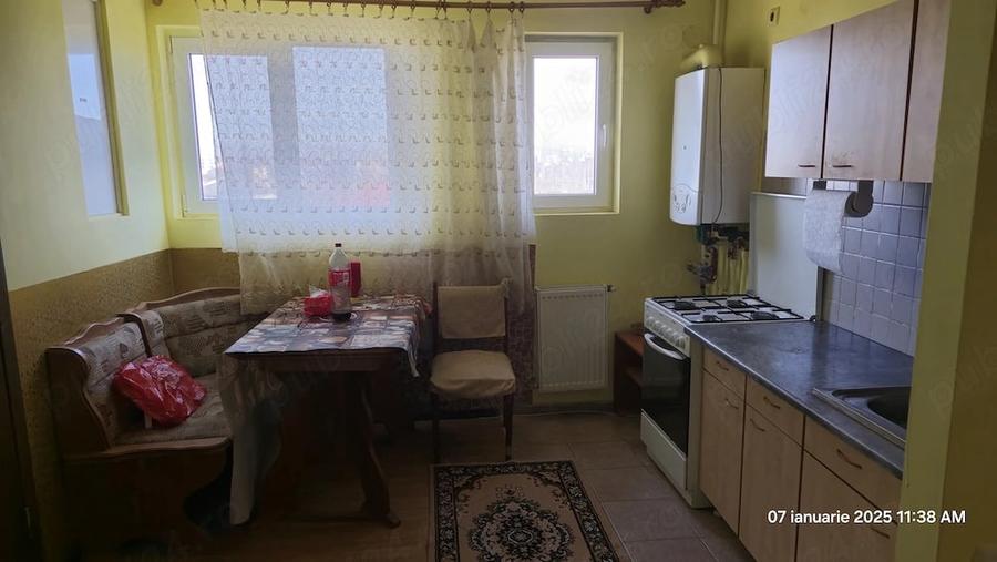 Garsonieră decomandată în Central