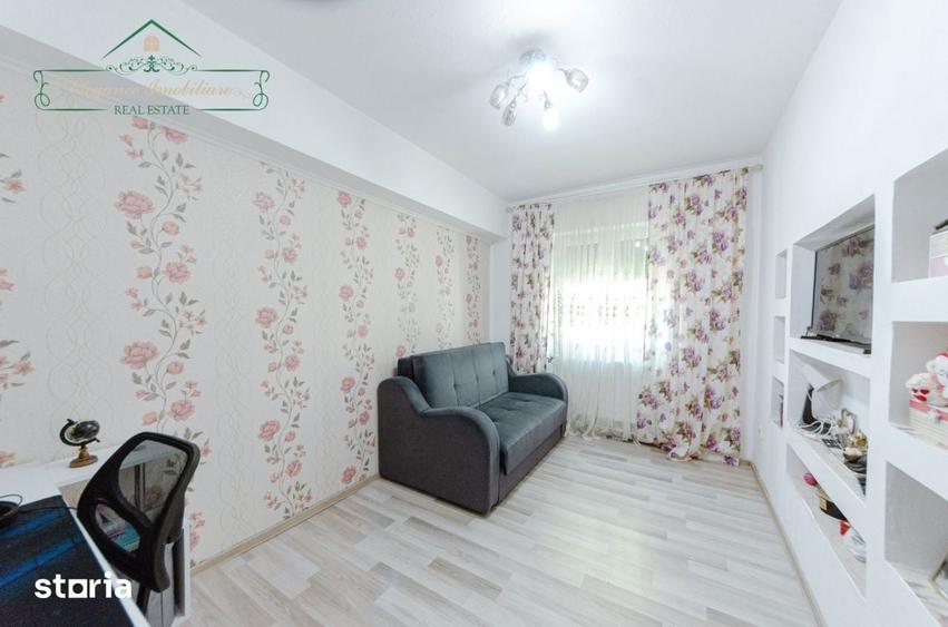 Apartament cu 3 camere semidecomandat în Central