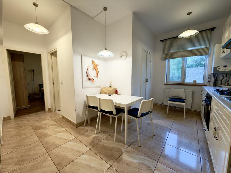 Apartament cu 2 camere decomandat, mobilat în Ferdinand