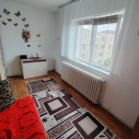 Apartament cu 2 camere decomandat în Dacia