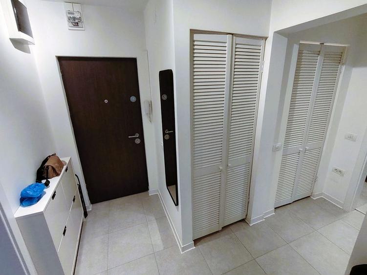Apartament cu 2 camere decomandat în Berceni
