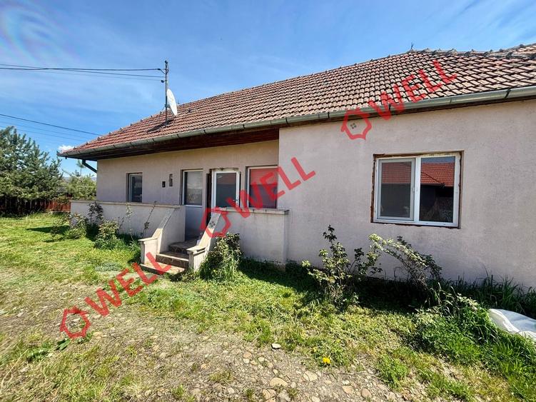 Casă individuală cu 2 camere cu Teren 1545 Mp în Lemnia