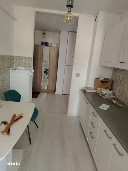 Vand apartament 2 camere tg carbunesti et 4 cu vedere la Marigab - 7