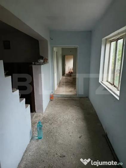 Casă cu 8 camere cu Teren 2000 Mp în Măgurele