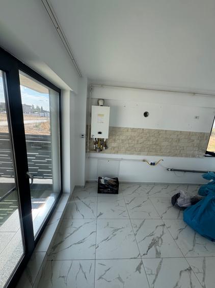 Apartament cu 2 camere decomandat în Exterior Vest