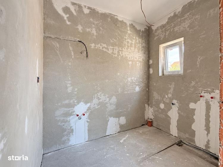 Casă cu 3 camere în Juc-Herghelie