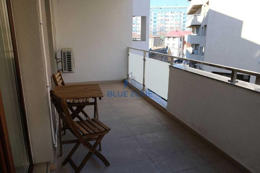 Apartament cu 3 camere decomandat în Unirii