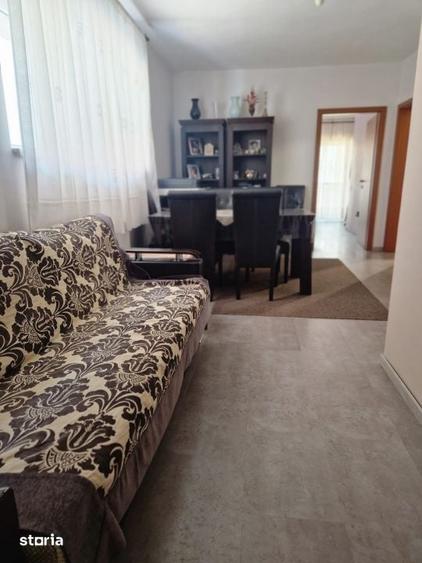 Apartament cu 3 camere în Borhanci
