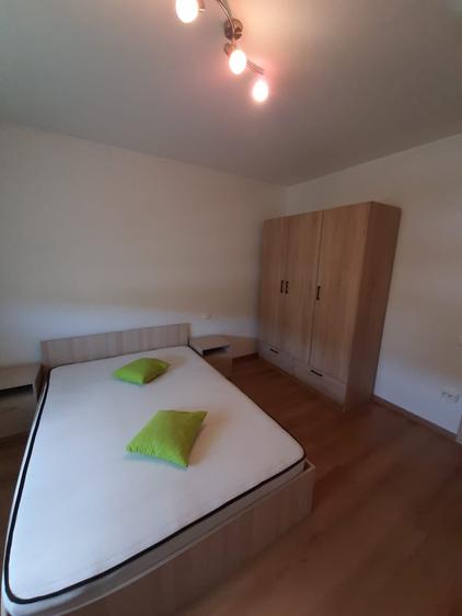 Apartament cu 3 camere decomandat în Șelimbăr