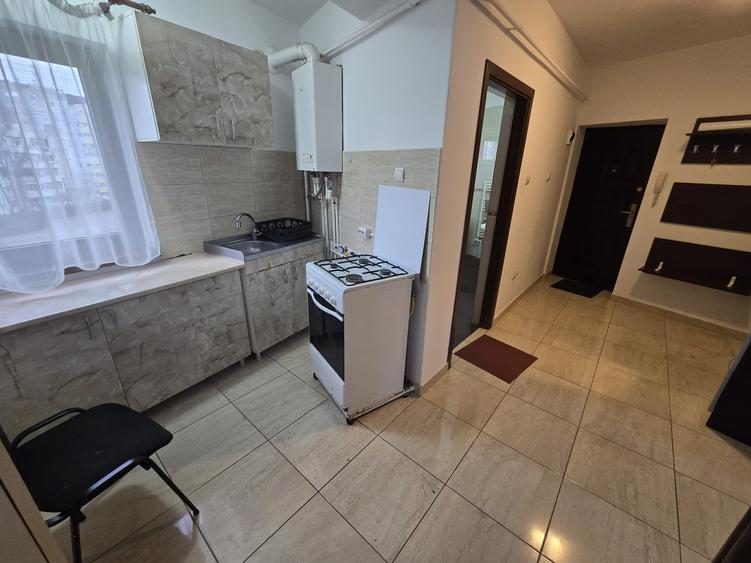 Apartament cu 2 camere decomandat în Nicolina