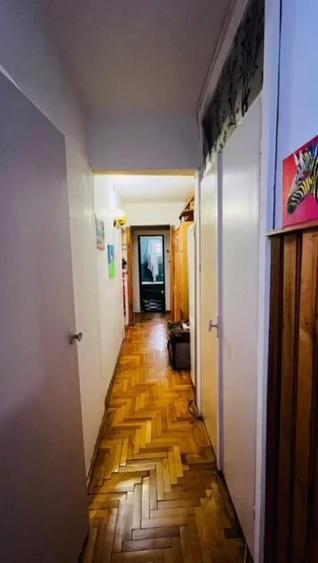 Apartament cu 3 camere decomandat, mobilat în Girocului